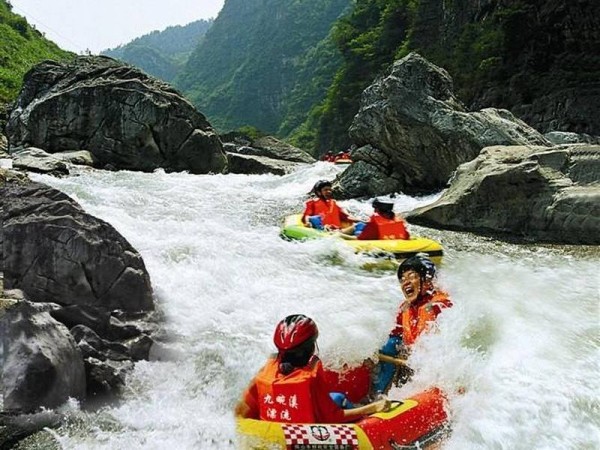 夏季來(lái)了，漂流景區(qū)要做好這些注意事項(xiàng)