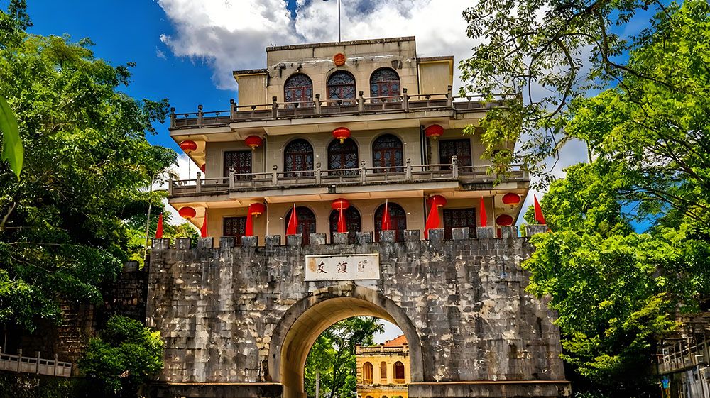 友誼關(guān)景區(qū)與易景通景區(qū)票務系統(tǒng)達成合作 友誼關(guān)景區(qū)與易景通景區(qū)票務系統(tǒng)達成合作